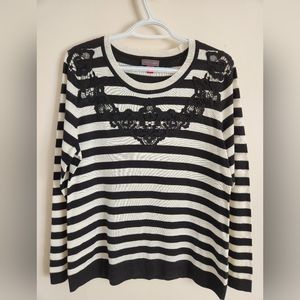 Vince Camuto sweater/top